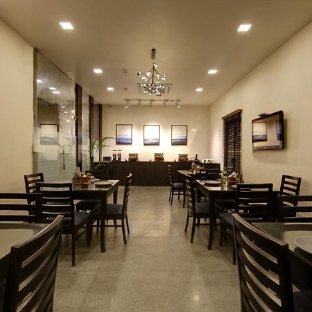 Saltstayz Thyme - New Friends Colony New Delhi Exterior photo